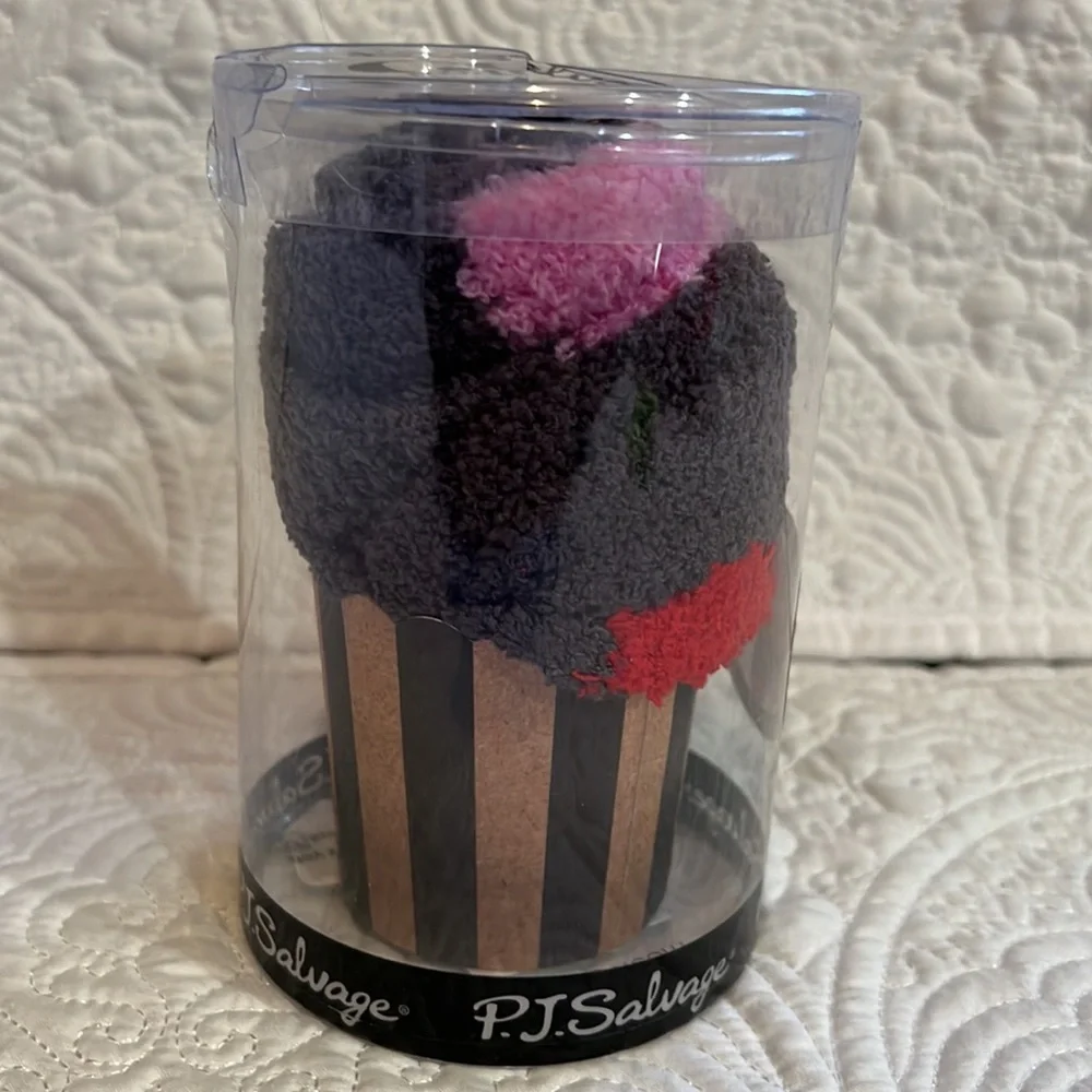 P.J. Salvage cozy‎ socks, NWT